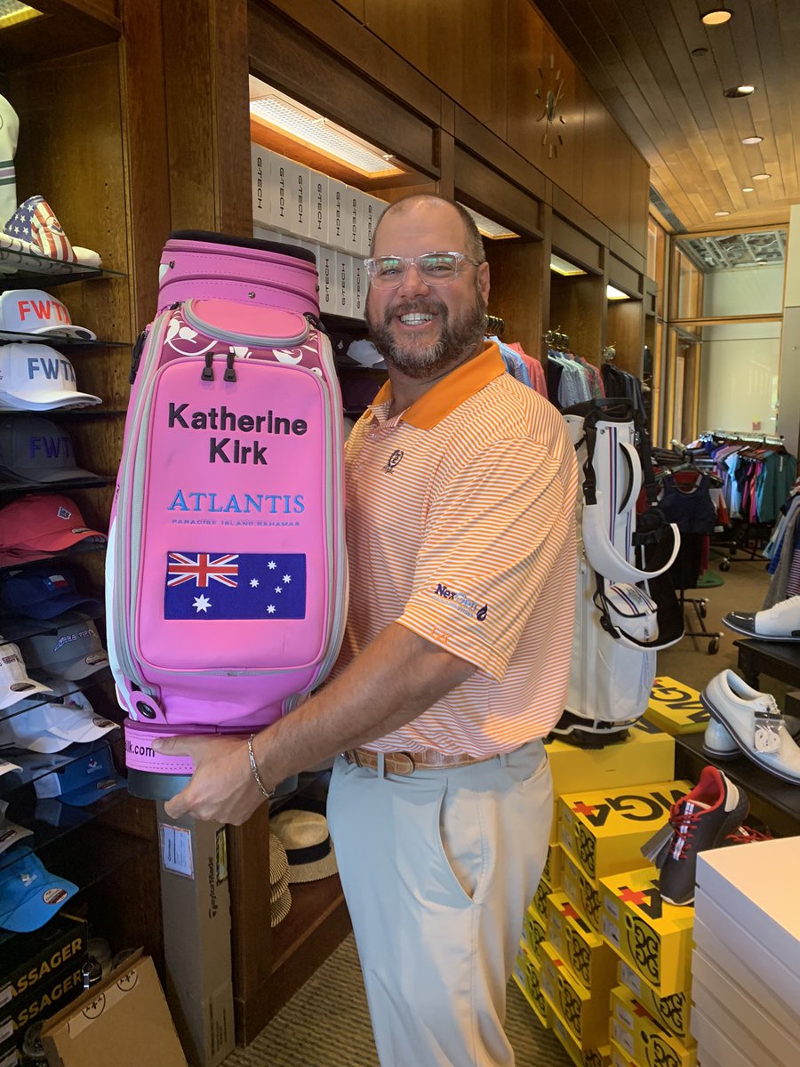 lesledingham's tweet photo. @Katherine_Kirk1 how awesome are you! Coolest bag ever! https://t.co/pFFM532Rzx