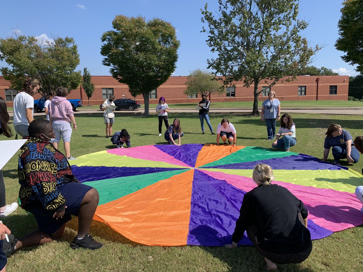 OBHS_MrsHicks's tweet photo. PSAT 2021 had a great last day celebrating all work they have been putting in since January! We even got in a little math parachute review. Come on Oct 13! We are ready! @Mrskarastevens @IDMARO @OBHSQuistors  @DCSeNews  #obpride #raisethebar https://t.co/2kCQFvkbh6