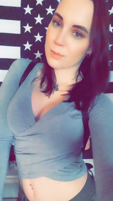 Happy Saturday https://t.co/noqcCfdogf https://t.co/ElHXTaqNN3