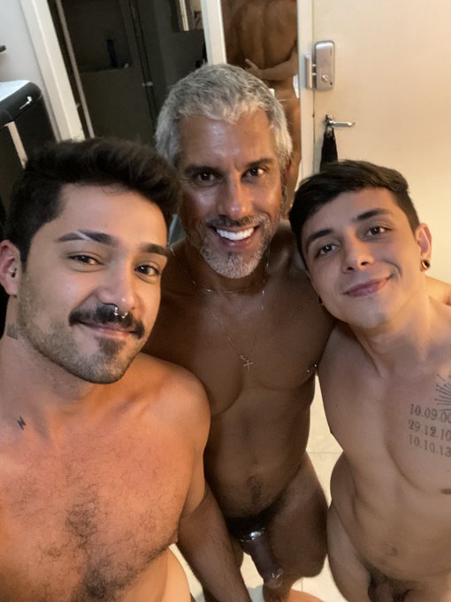 E o Rio de Janeiro continua lindo! @JORDXN_93 @marcelocaiazzo   🔜https://t.co/DtJVkUjQ7c 🔜https://t.co/HHaYotdEDp<a class="tags" target="_blank" title="On Twitter" href="/?out=eyJ0eXAiOiJKV1QiLCJhbGciOiJIUzUxMiJ9.eyJpYXQiOjE3MjA0MjY3NzEsImlzcyI6InR3cG9ybnN0YXJzLmNvbSIsIm5iZiI6MTcyMDQyNjc3MSwiZXhwIjoxNzUxOTYyNzcxLCJyZWRpcmVjdF91cmwiOiJodHRwczovL3R3aXR0ZXIuY29tL0pPUkRYTl85MyJ9.VNDnMe8J8ialtqG5_EuPv7Q0Ixx_PiRsbUYqmVubKF48LLZ4pu4XbYj4twdc39keKhsRUqm7ZwtgccthgrGWzA">@JORDXN_93</a><a href="/tag/bts"class="tags"><span>#bts</span></a>