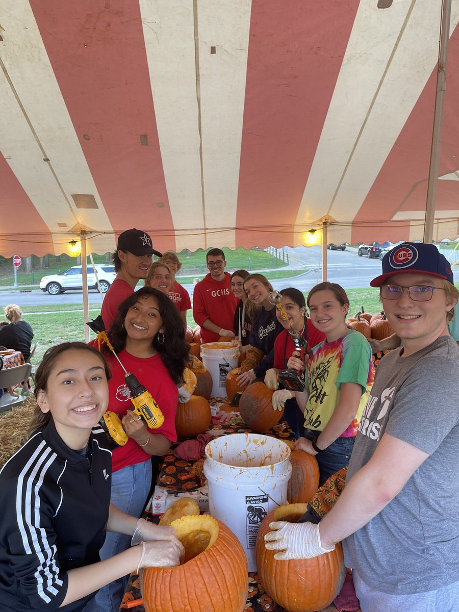 GCHS National Honor Society tweet media