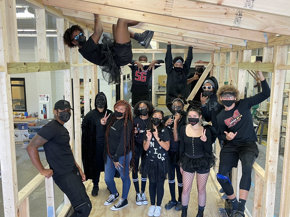 NPHS c/o 2022 tweet media