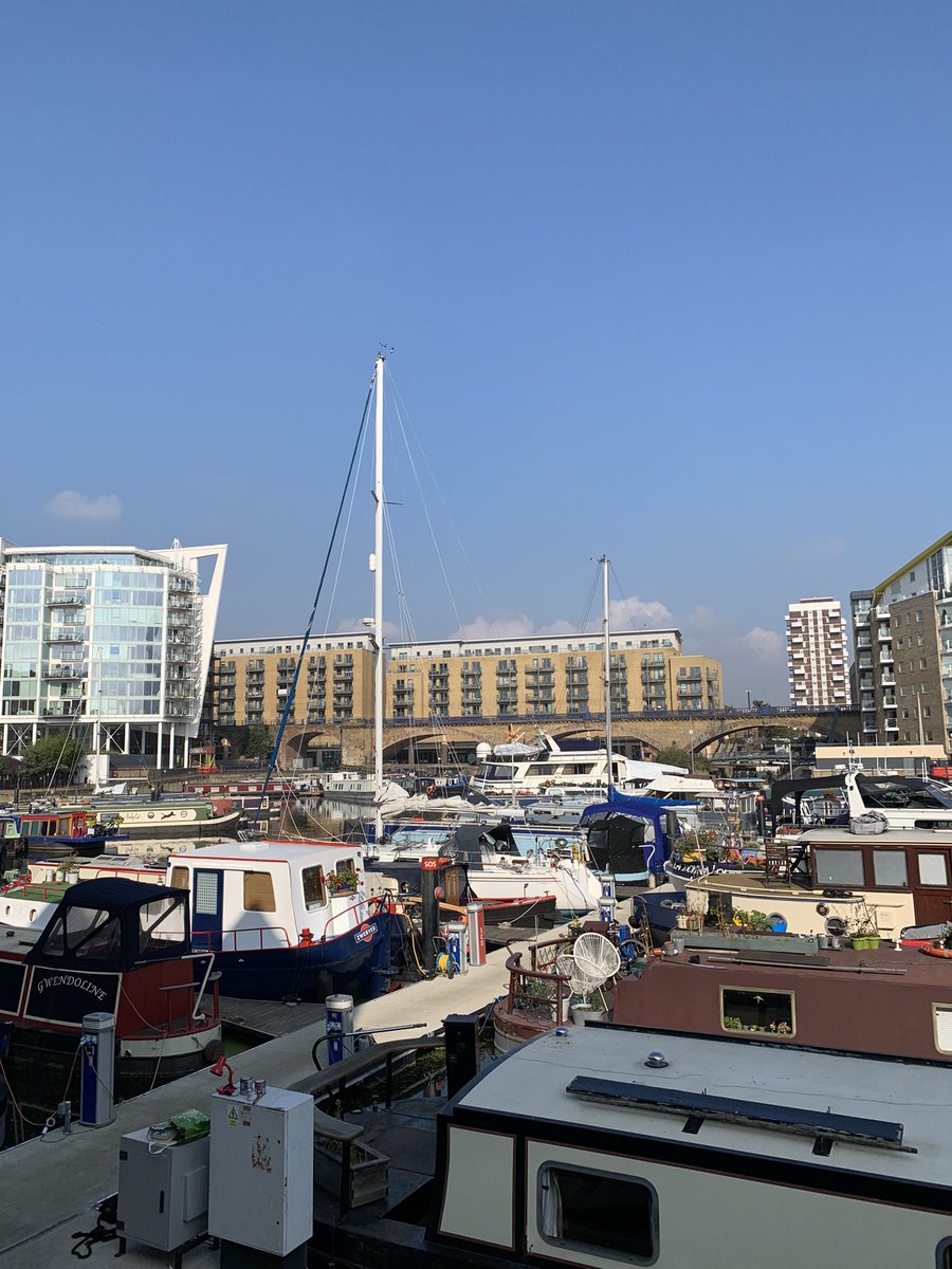 kridesco's tweet image. Morning views of Limehouse, thali at Harrods in Knightsbridge, late night talks by the Thames at Canary Wharf