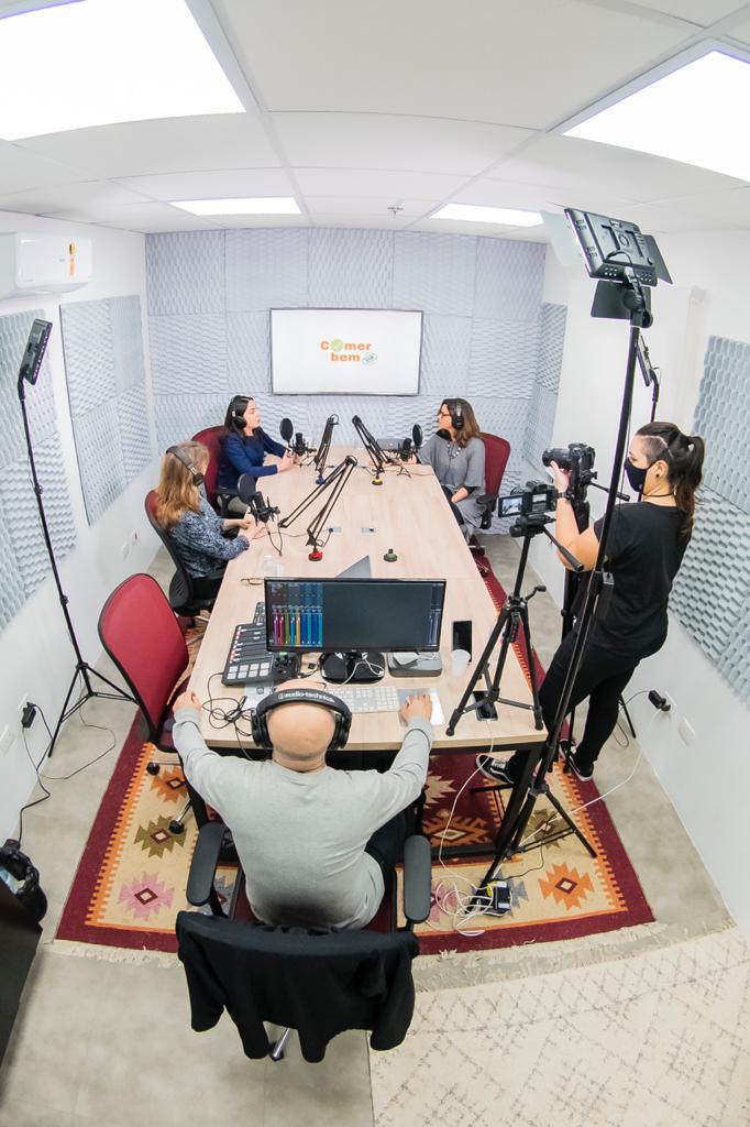 estudiobanca's tweet photo. #estudiodepodcast #podcast #videocast https://t.co/sXWJNJm1Gi