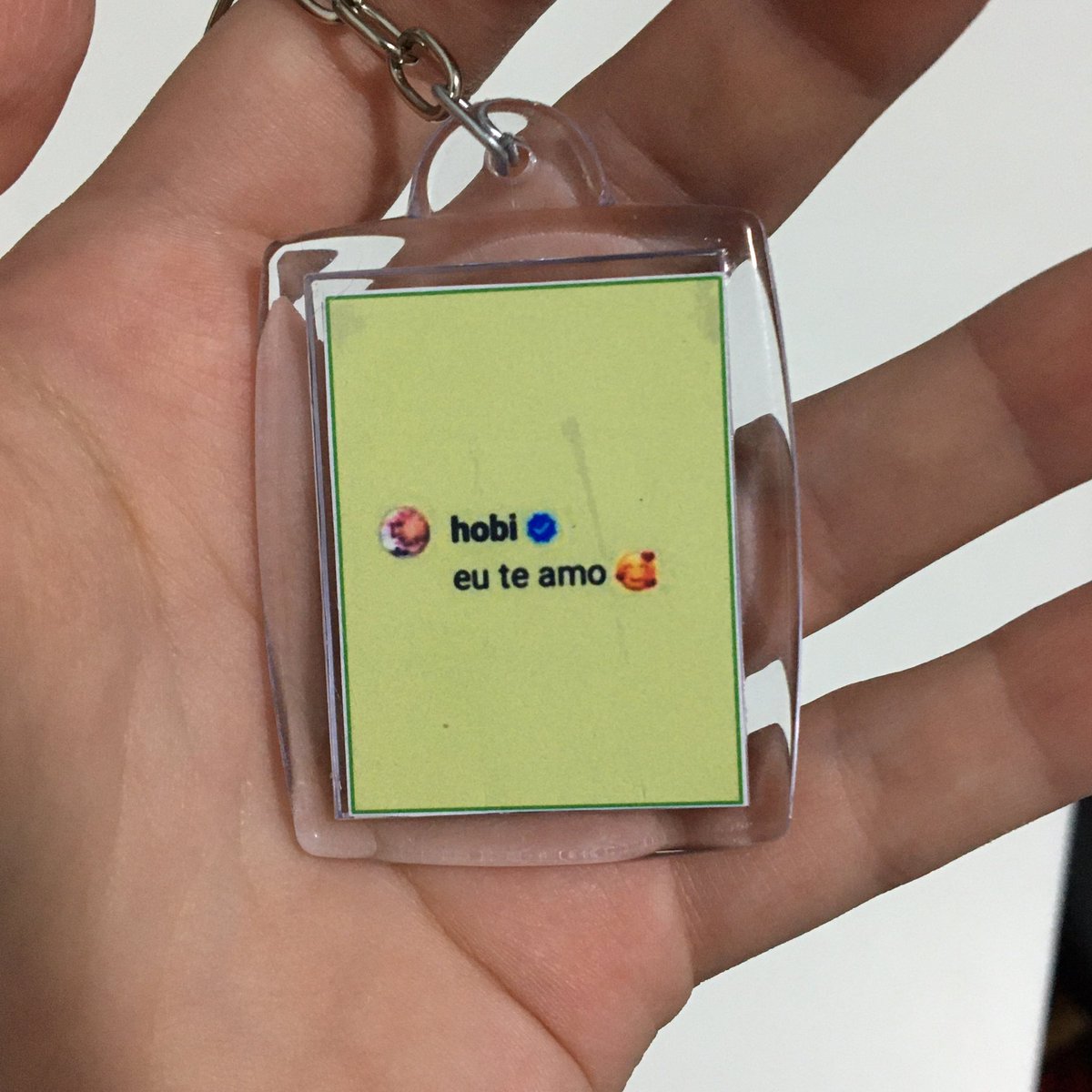 jungquerotti's tweet photo. chaveiro do hobi no site já amores:

Pedidos por lá ou pela DM.

• https://t.co/51GFKQmMId https://t.co/W93LmNWp9g