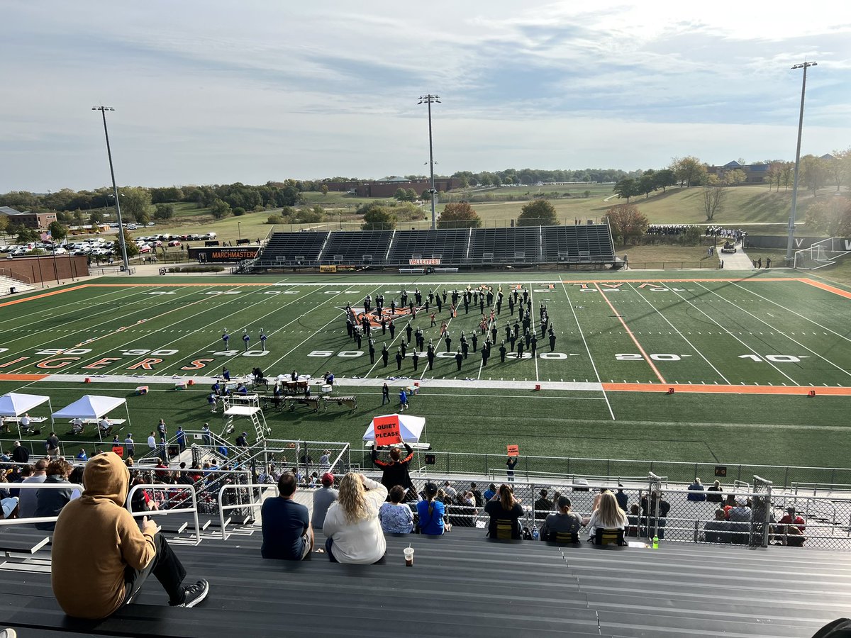 actionjack2496's tweet image. Enjoyed a nice Saturday morning listening to Bondurant play at Valleyfest 2021. Well done Bluejay pride marching Band. @BFHSBands