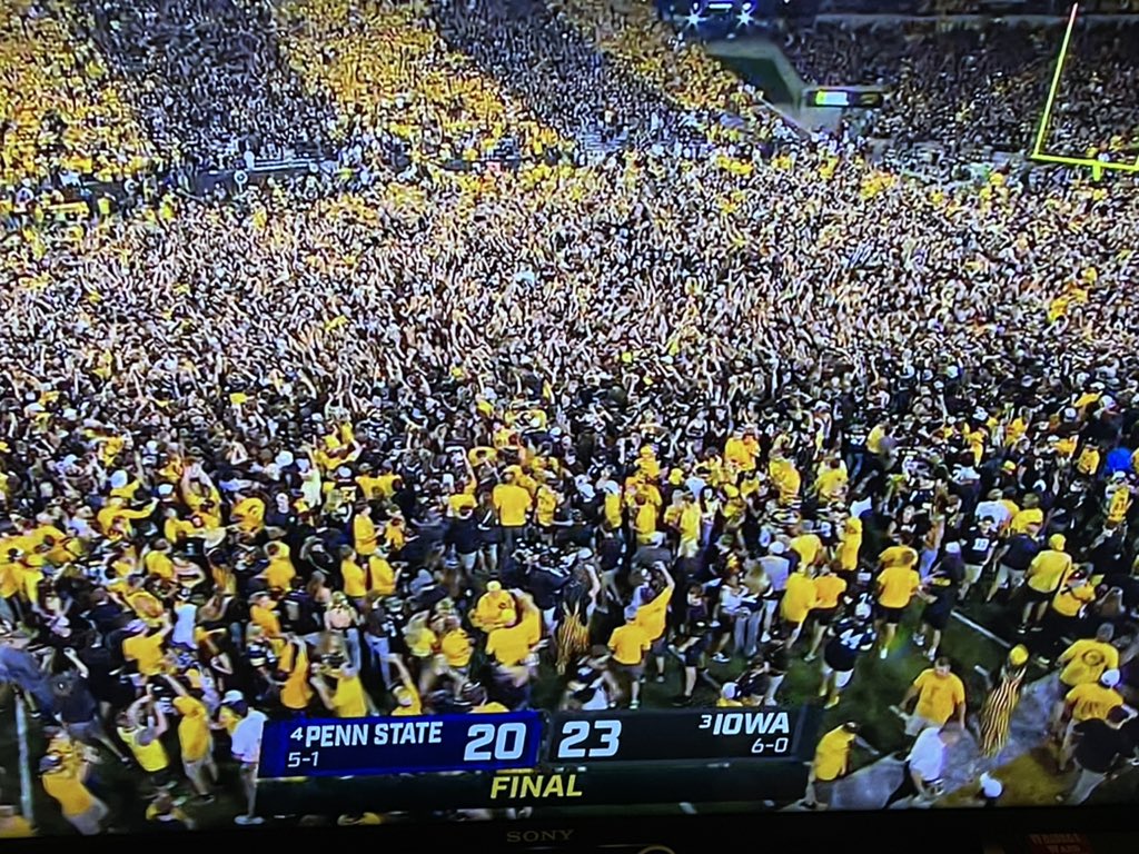 TommyCLak's tweet photo. @HawkeyeFootball https://t.co/vQj0Jt7vbM
