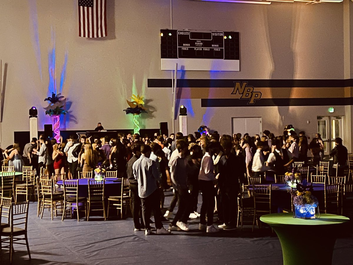 MillerpPaul's tweet photo. BIG crowd at Hoco dance! GWC looks great! @NBPSEagles @NBFineArts https://t.co/ZgAwChsBsD