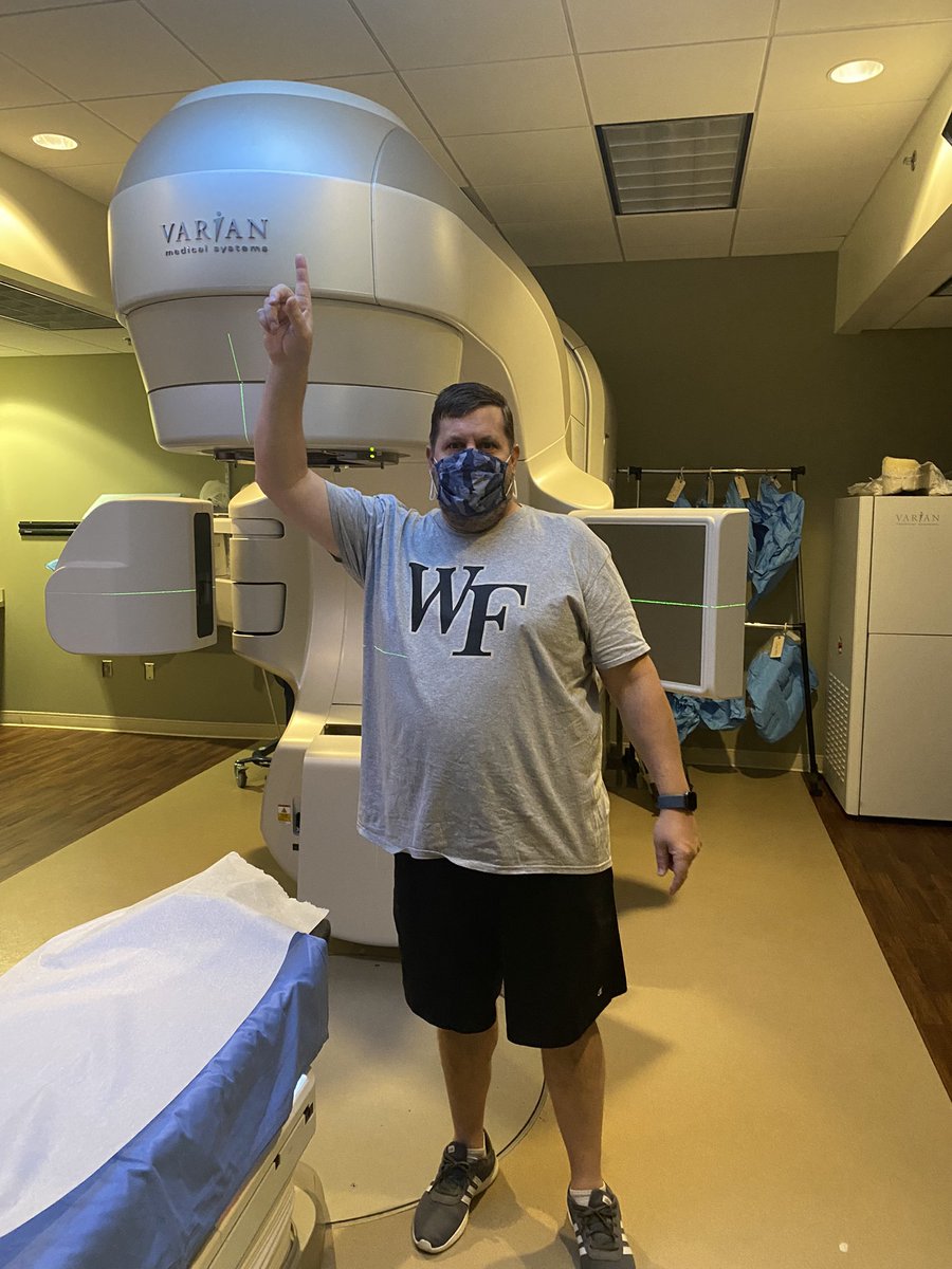 mef13's tweet photo. Beating cancer and Syracuse Orangemen! @brooklynfritzy @dpshow
#suckitbackrow https://t.co/iHvEr7Sn9G