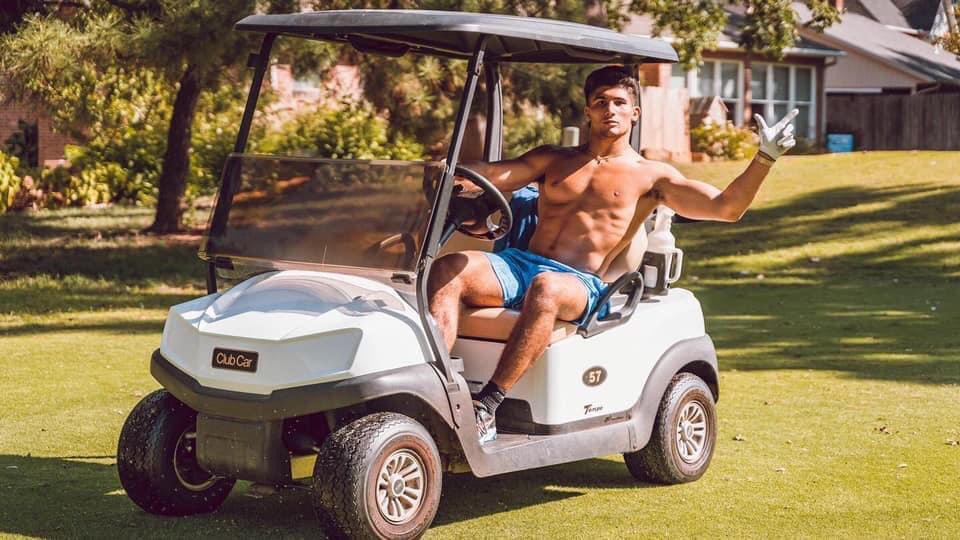 OBHSWrestling's tweet image. Ty Voinovich at our golf outing?#prettysure #mightbemrfasttwitch