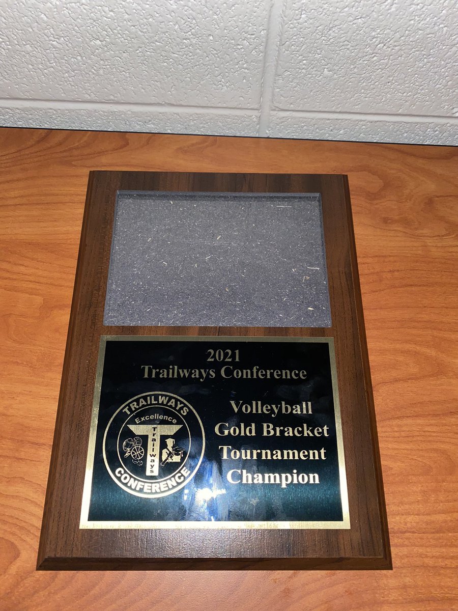 𝐑𝐚𝐧𝐝𝐨𝐥𝐩𝐡 𝐑𝐨𝐜𝐤𝐞𝐭𝐬 tweet media