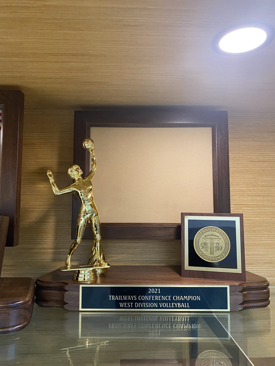 𝐑𝐚𝐧𝐝𝐨𝐥𝐩𝐡 𝐑𝐨𝐜𝐤𝐞𝐭𝐬 tweet media