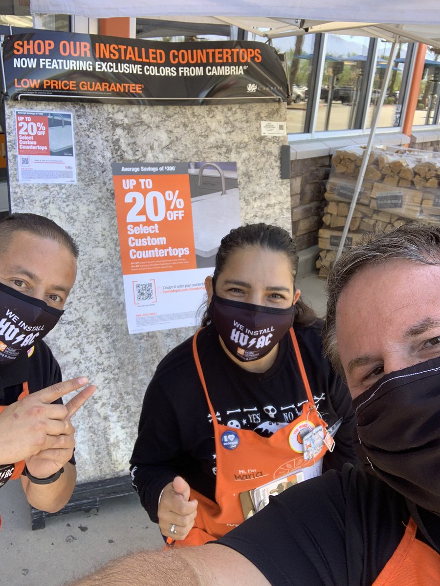 WayneCorcoran19's tweet photo. Stirring up some excitement at the Indio store event with Mario and Maria. #Greattime https://t.co/zVxnn8shVE