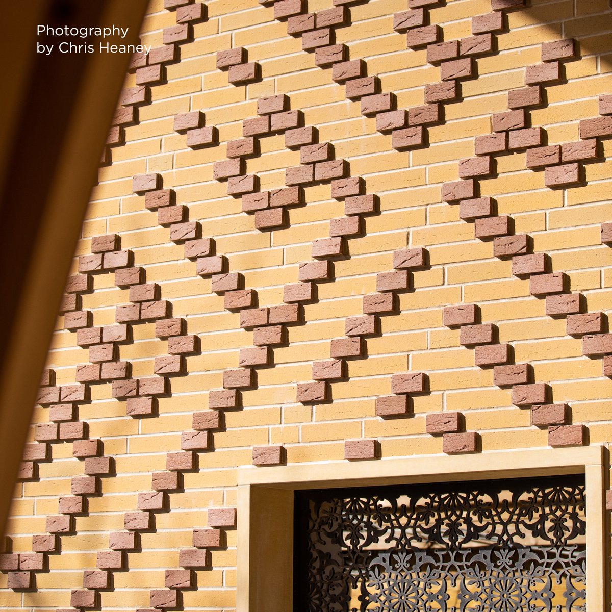 MarksBarfield's tweet photo. The story of Cambridge Central Mosque - #Brick Tiles
A 50mm high Dutch brick tile was used, allowing a rotated square pattern to be formed, saying in Arabic “say he is God, (the) one”.
#5days #StirlingPrize 14 Oct 2021
#SustainableArchitecture #BritishMosque #ArchitectureAward https://t.co/1mvkwgTLfL