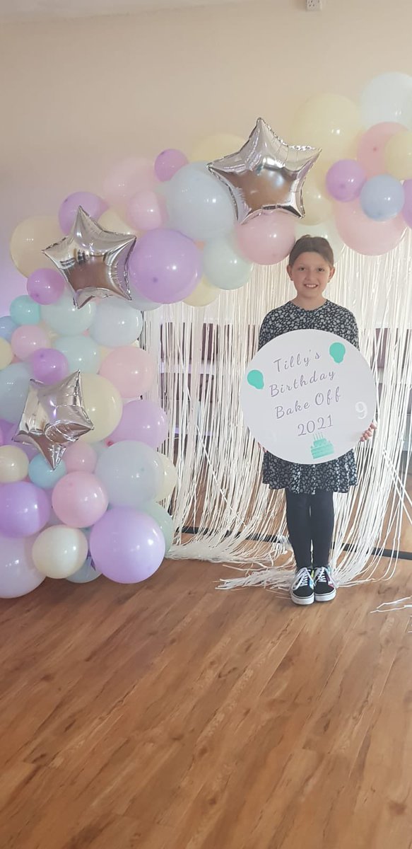 SarahPilgrim11's tweet photo. @BritishBakeOff My daughter had a bake off birthday party today for her 9th birthday. All 12 of them loved it and got to take all their bakes home🎂❤️ https://t.co/wYM4XRXGKA