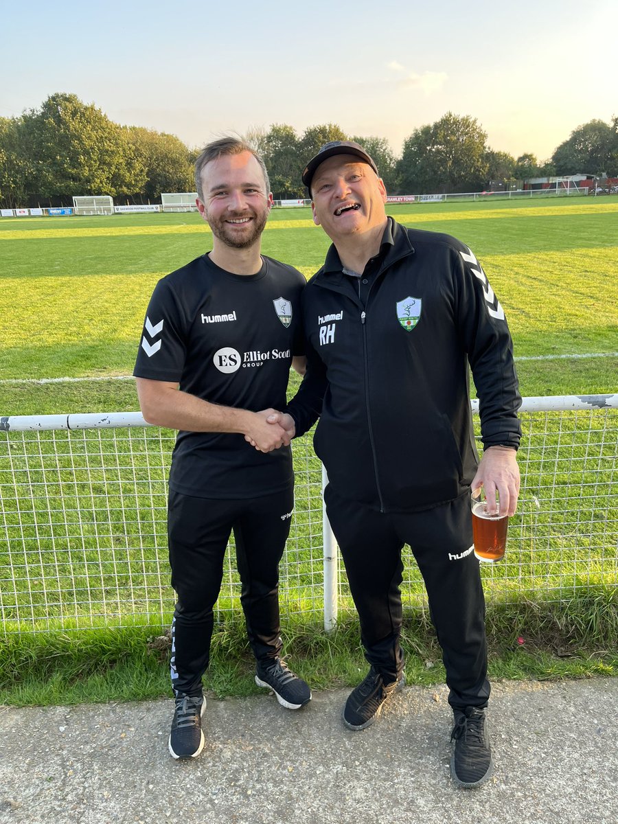 FrowFC's tweet photo. It’s 100 not out for our midfield dynamo @Elliot_Benton 💥#OwnerSponsorBaller @ElliotScott_Grp https://t.co/wcX8g2mvPe