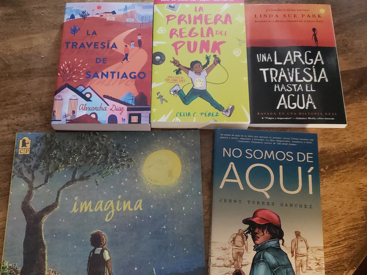 Super excited to add some Spanish titles to my classroom library! <a href="/SamRayburn_HS/">Sam Rayburn High School</a> @PasadenaELL <a href="/pisdHSELAR/">PISD HS ELAR</a>