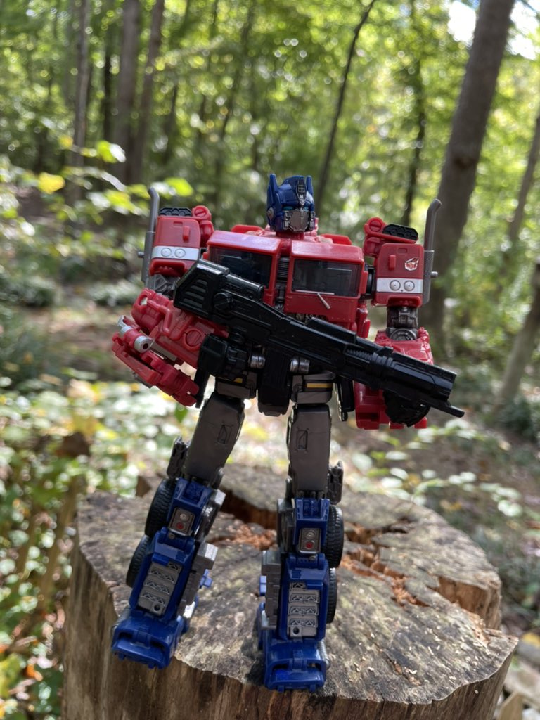 elijah_roof's tweet photo. Fight for Freedom

Slide 4: “We are here. We are waiting”

#OptimusPrime #Autobots #Transformers #BumblebeeMovie #RiseoftheBeasts #Knightverse https://t.co/gn1tPHp0QT