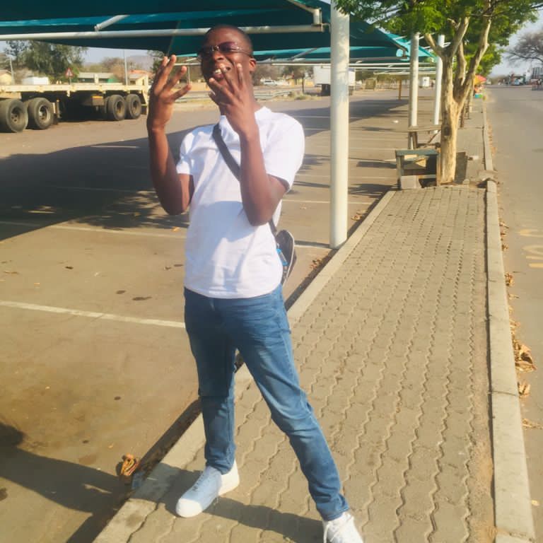 kandiwa_maxwell's tweet photo. #NewProfilePic https://t.co/FScsQT3M3g