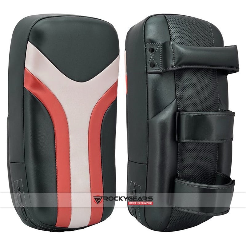 RockyGearsUSA's tweet photo. Comes in all designs,colours and sizes.

#kickpad #boxing #mma #kickboxing #punchingpad #bodyprotector #gloves #focuspad #shinguard #sport #kickshield #martialarts #kickboxing #matraskarate #usaboxing #boxinggym #boxingloves #ukboxing #mmagloves #shinpads #focusmitt #kickshield https://t.co/X0VbdHCeXt