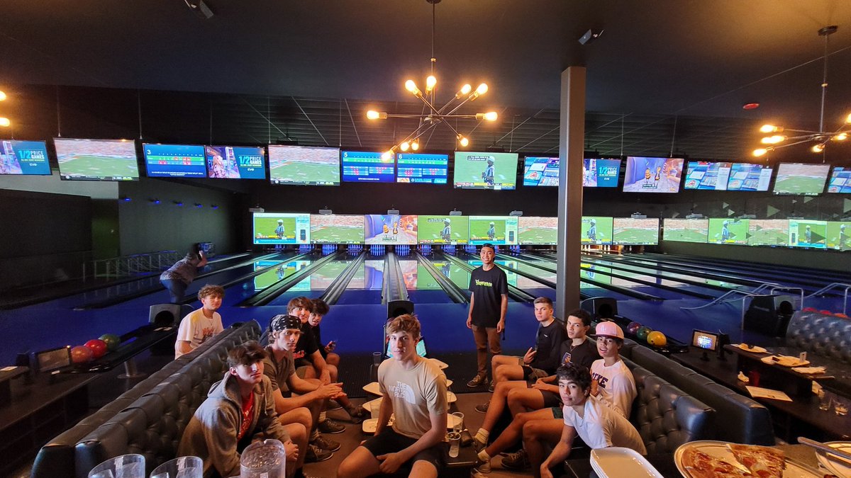 CHSBBasketball1's tweet photo. Paintball n bowling. Sounds like a great Saturday to me! #BetterTogether @AthleticsCanyon @canyonhscougars @DavissonDustin @CoachTBush https://t.co/F4aAIvzDeT
