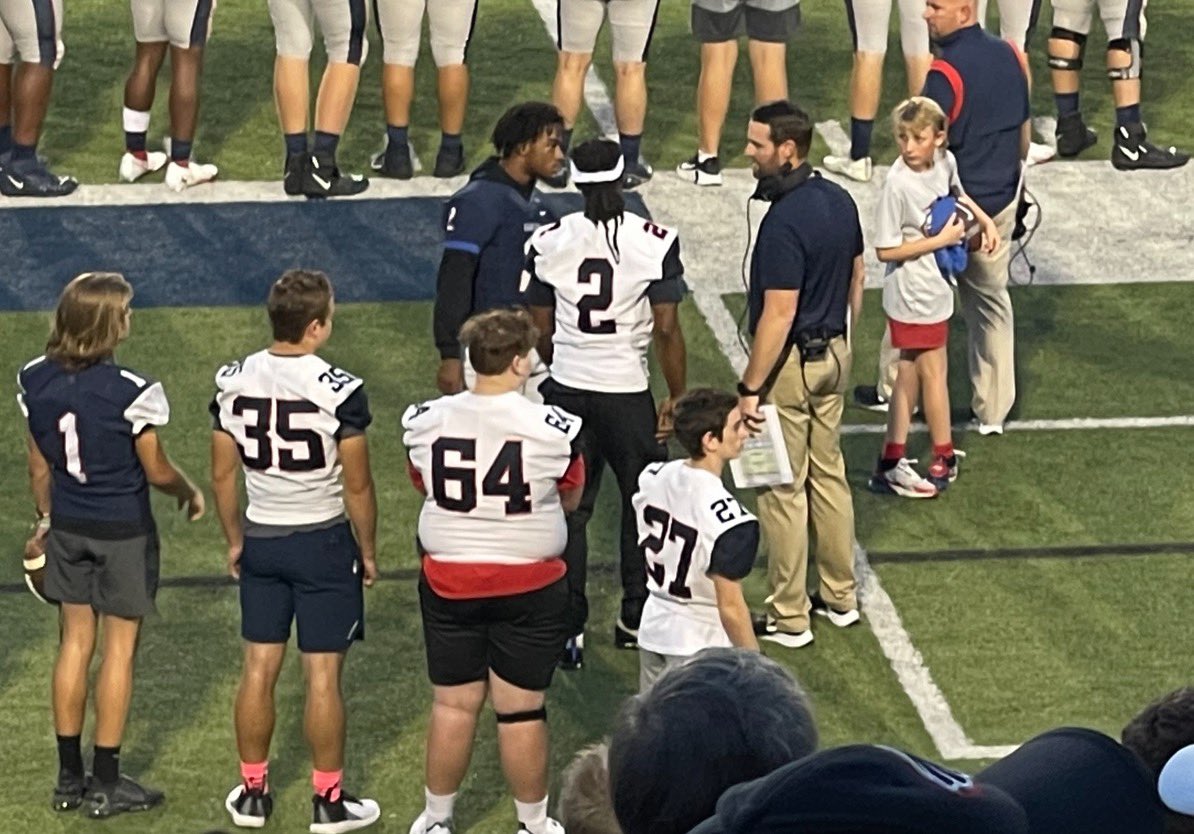 jnewville7766's tweet image. Thank you @alleneaglesfb for making this happen! Super emotional night for all of us. LLM💙 @Marquel2Ellis