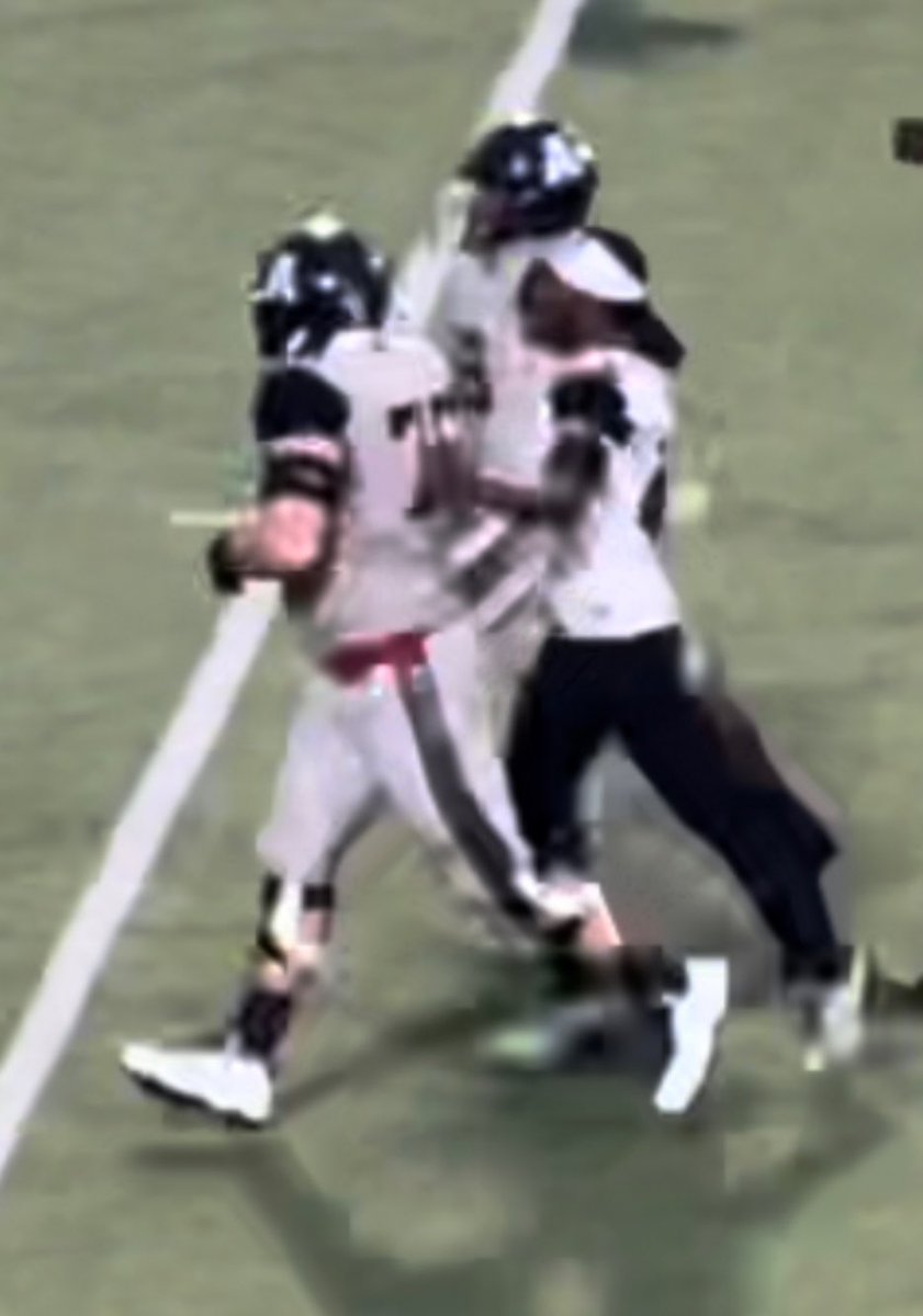 jnewville7766's tweet image. Thank you @alleneaglesfb for making this happen! Super emotional night for all of us. LLM💙 @Marquel2Ellis