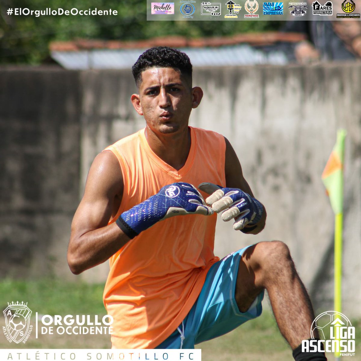 ASomotillo's tweet photo. 🔥 𝙀𝙉𝙏𝙍𝘼𝙈𝙊𝙎 𝙀𝙉 𝘾𝘼𝙇𝙊𝙍 🇮🇩⚽

 #OrgulloDeOccidente // #ATLSomotillo https://t.co/mKsXTKxCqT