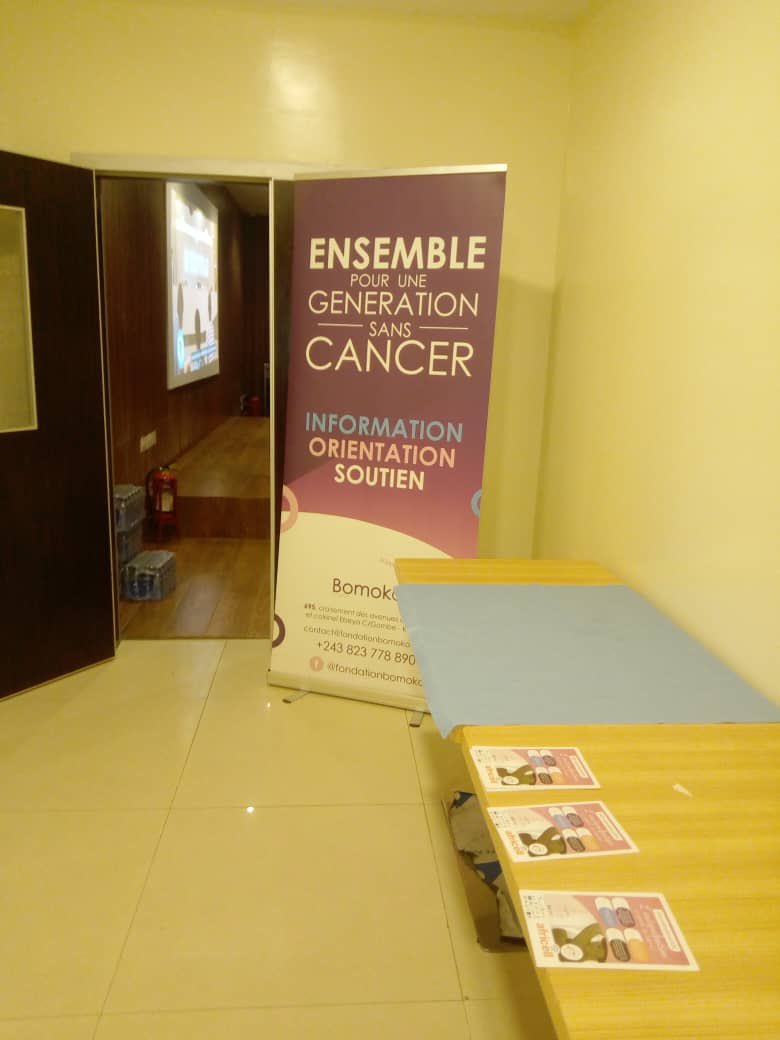FondationBomoko's tweet photo. L’hôpital #HJ est notre partenaire dans notre combat; la lutte contre le #cancer. Aujourd’hui nous avons participé à la conférence organisée au sein de #HJhospitals et nous avons parlé de la nutrathérapie anticancéreuse et l’apport de l’exercice physique. #RDC  #UrgenceCancer https://t.co/N2VfmOUFF7