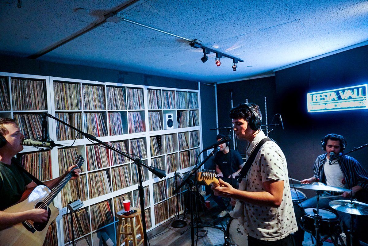 🎤🎸🎤🎸🎤🎹🎤🥁