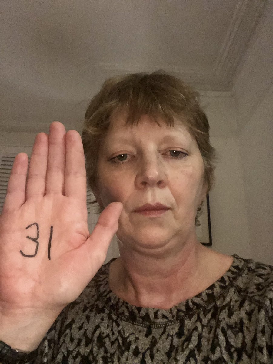 This October primary people are standing by #METUPUKorg raising awareness that 31 women die every day in the UK #IStandByThe31

Show you do too & post a photo with 31 on your hand, tag @METUPUKorg 

#metastaticbreastcancer 
#BreastCancerAwarenessMonth