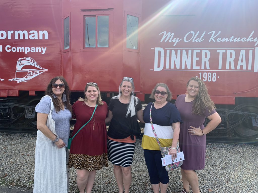 MrsCarrollECMS's tweet photo. Representing Estill County as we enjoy My Old Kentucky Dinner Train with @KyCharge #diggingky https://t.co/0gYP2ZySd1