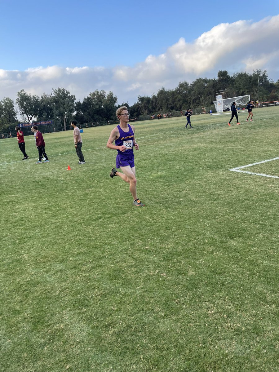 CalLutheranXCTF's tweet photo. Highlights from the Pomona Pitzer Invite
4 PRs &amp; 4 SBs

Regals ran their first 6K of the year! 

Sebastian S set the CLU course record 

Samira N 8th fastest time in CLU history for the course 

Kingsmen team time was 5th fastest for the course in school history https://t.co/NldH7jqF6j