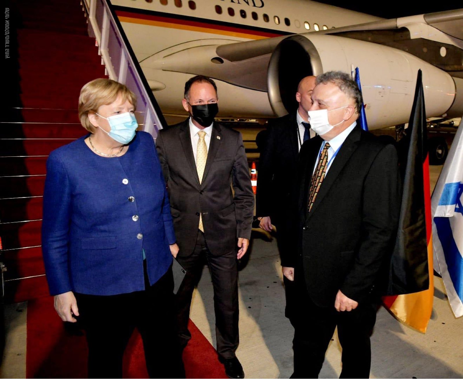Bundeskanzlerin Merkel trifft in Israel ein, um Abschied zu nehmen.