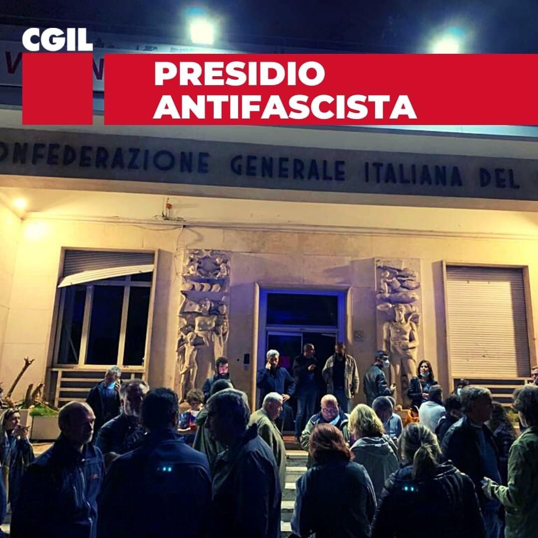 flaicgil's tweet photo. 🟥 PRESIDIO #ANTIFASCISTA

Noi ai #fascisti rispondiamo così: domani tutte le nostre sedi saranno aperte e davanti alla #Cgil nazionale si terrà un presidio democratico. 

Ci vediamo domani alle 10 davanti la CGIL nazionale. https://t.co/Rc0qKLnGQJ