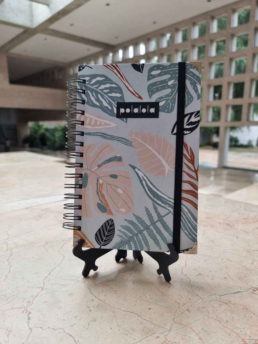 La nueva colección  de <a href="/polalola/">polalola</a>.design  la encuentras  en Tienda UV Max. 

#EmpresasUV  #Xalapa #arteutilitario