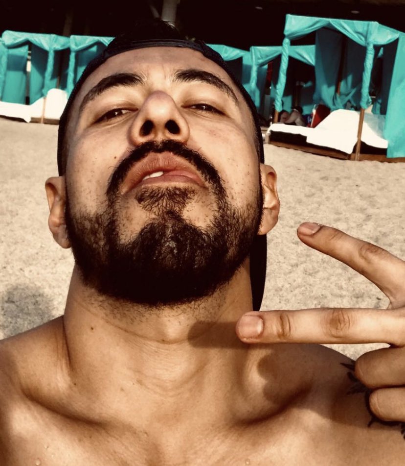casta_dr's tweet photo. #RETWEEET #frontliner #Dactar #Hola #Perreo https://t.co/VuYBZjldyf