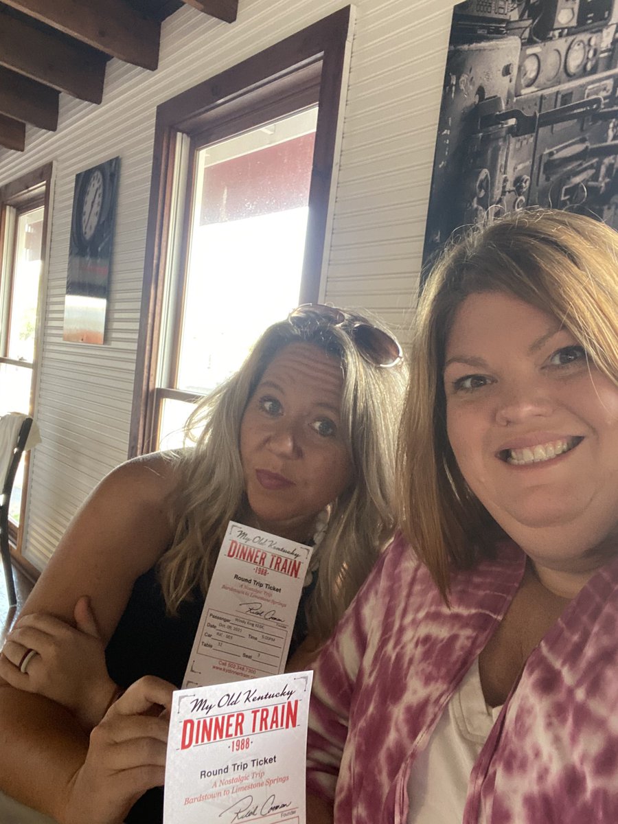 bethhoward_30's tweet photo. All aboard #myoldkentuckydinnertrain
@kimyates_30 and are loving a day #diggingky with @KEDCGrants and @KyCharge
Time so see parts of #thebluegrassstate that I’ve never seen before!!! https://t.co/MSUoubmH0p