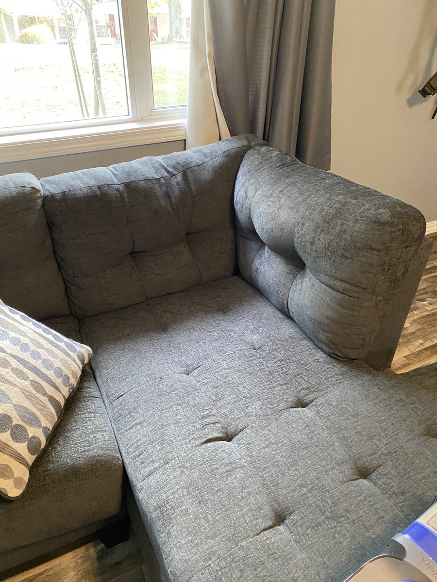 cuzwatt's tweet photo. Be careful what you purchase from @AshleyHomeStore! Worst $3k piece of junk we ever purchased!  $1k FFO purchase lasted 14 years, this POS sectional already looks like junk and this part was replaced once 1 month after purchase. Now nearly 8 months and it is falling apart again! https://t.co/fvLh4TwvoM