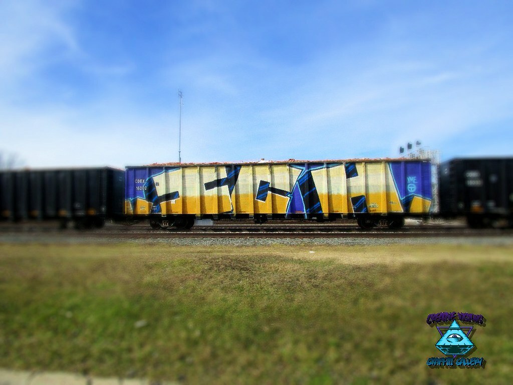 GraffitiWorld4's tweet photo. ICH AKA ICHABOD #trainbombing #streetbombing #throwups #grafflove #vandals #spraycanart #graffitilove #graffitiworldwide #graffitiwall #graffititag #tagsandthrows #throwups #throwies #throwz #throwup #throwupsonly #graffiti #streetart #streetbombing #graf via Instagram insta… https://t.co/8tlsekCUjD