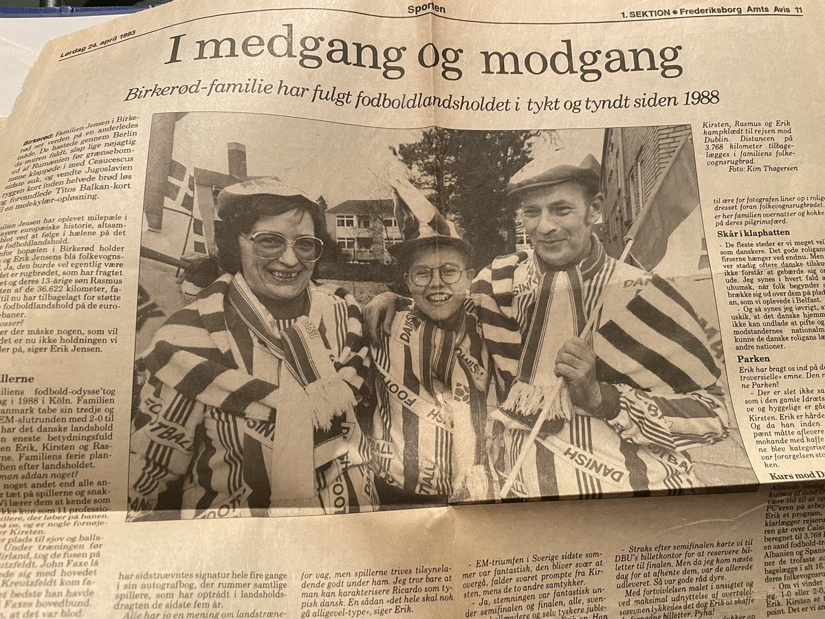 RasmusGissel's tweet photo. Efter en lidt “sløset” sejr på 4-0, tænker jeg tilbage til mine forældres og mine mange fantastiske udebaneture i min barndom.
Dengang vi spillede 0-0 mod Letland og Litauen, 1-1 mod Makedonien og Cypern som forsvarende europamestre.
Husk at nyde 🇩🇰⚽️🇩🇰#molden https://t.co/aj48a8eYBu