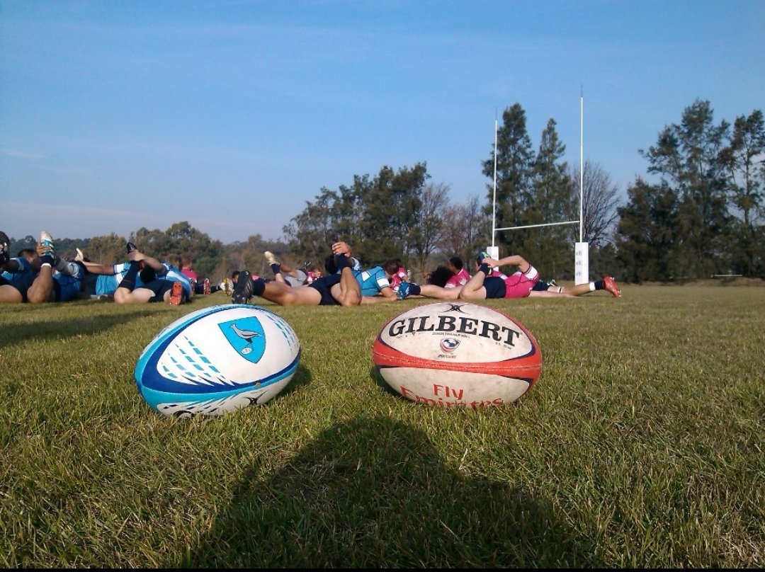 VarsitySE's tweet photo. @RugbyUruguay vs @USARugby @rugbyworldcup @WorldRugby #qualifier #Rugby. Pic from the #USA U18 Uruguayan tour in 2012 https://t.co/jcvRxiJylW