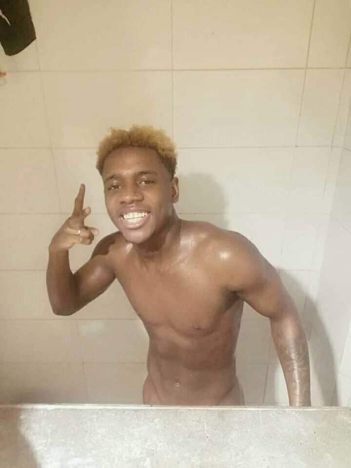 MenaJhowar's tweet photo. Rt Bbes 😋🤑💯 https://t.co/5CqCkVRVqd