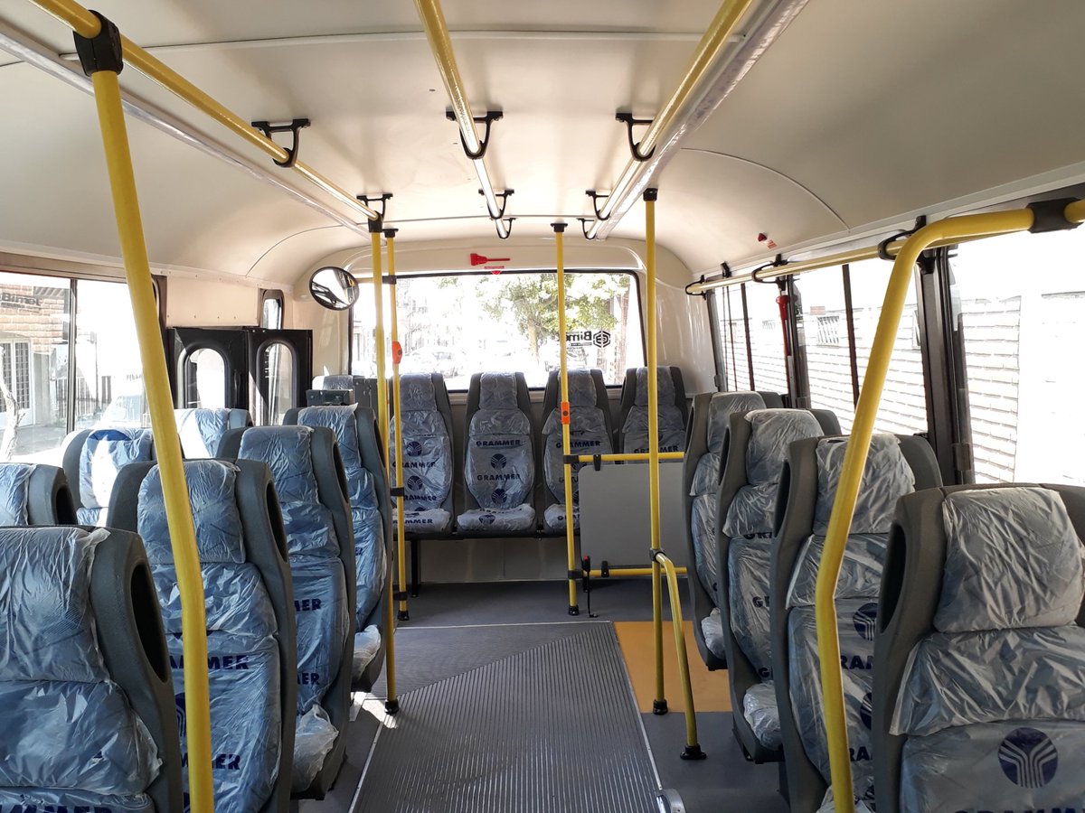 CiudadDeBondis's tweet photo. #SabadoDeAportes
Hablando de #Bimet, aquí lo nuevo de #RutaBus: motor delantero, caja automática, elevador y asientos altos para la #Linea350. Serían 15 coches https://t.co/Zwb0RJaVaQ