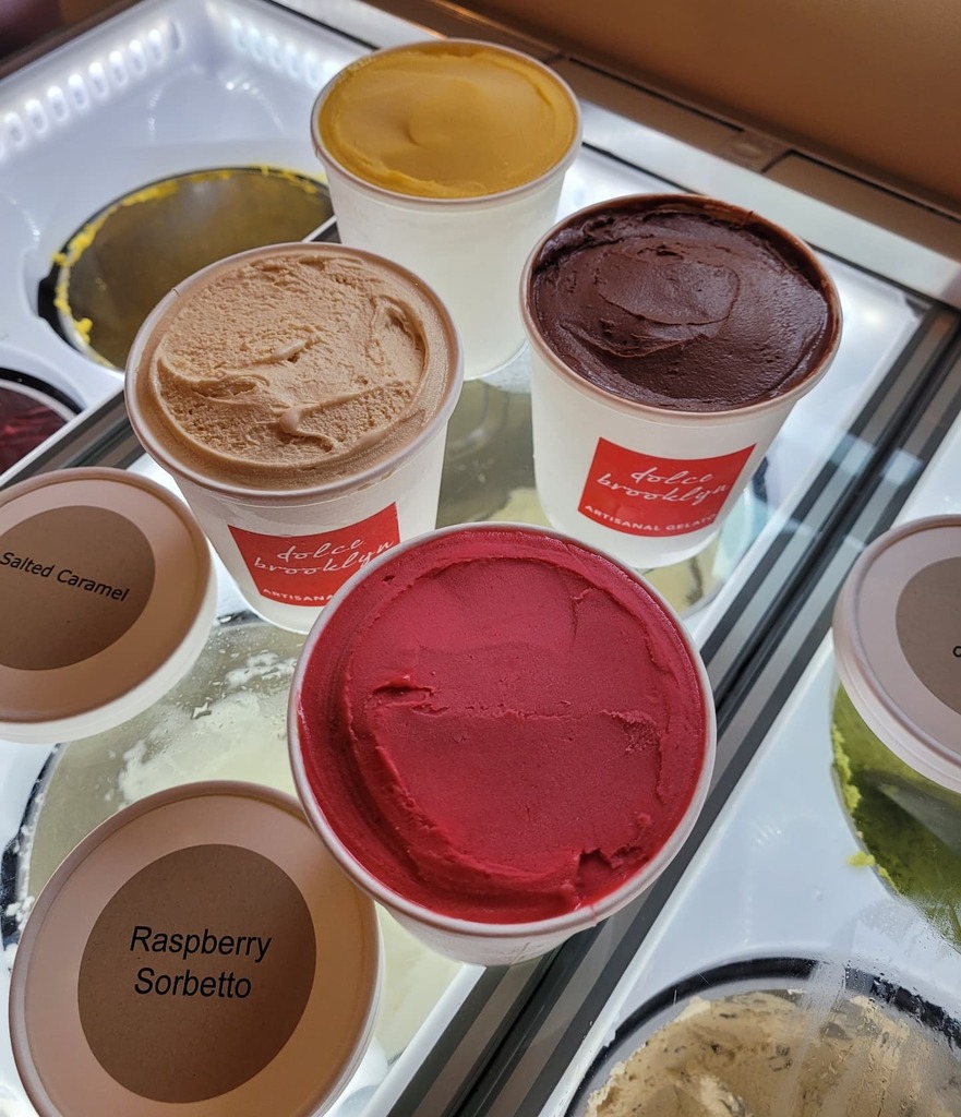 dolce_brooklyn's tweet photo. We're here until 11 pm. Swing by. We make pints onsite. https://t.co/bf7dX84rpy