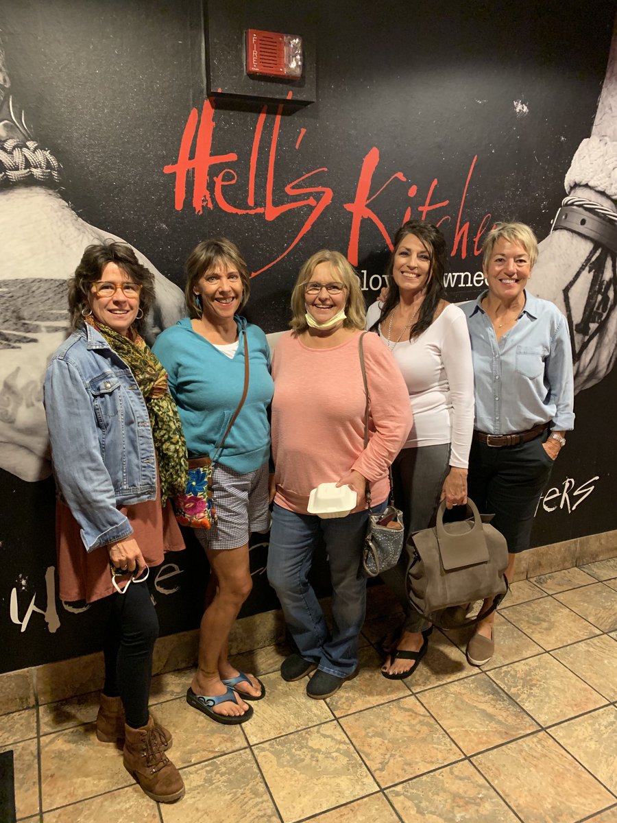 DLMinn's tweet photo. Fun day at #minneapolisfarmersmarket with these lovelies &amp; great brunch ⁦@HellsKitchenMN⁩ #friendsforever https://t.co/3OxXp9qfHu