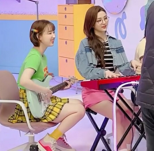 jiyoon + soeun pics (@_soyoonpics) on Twitter photo 