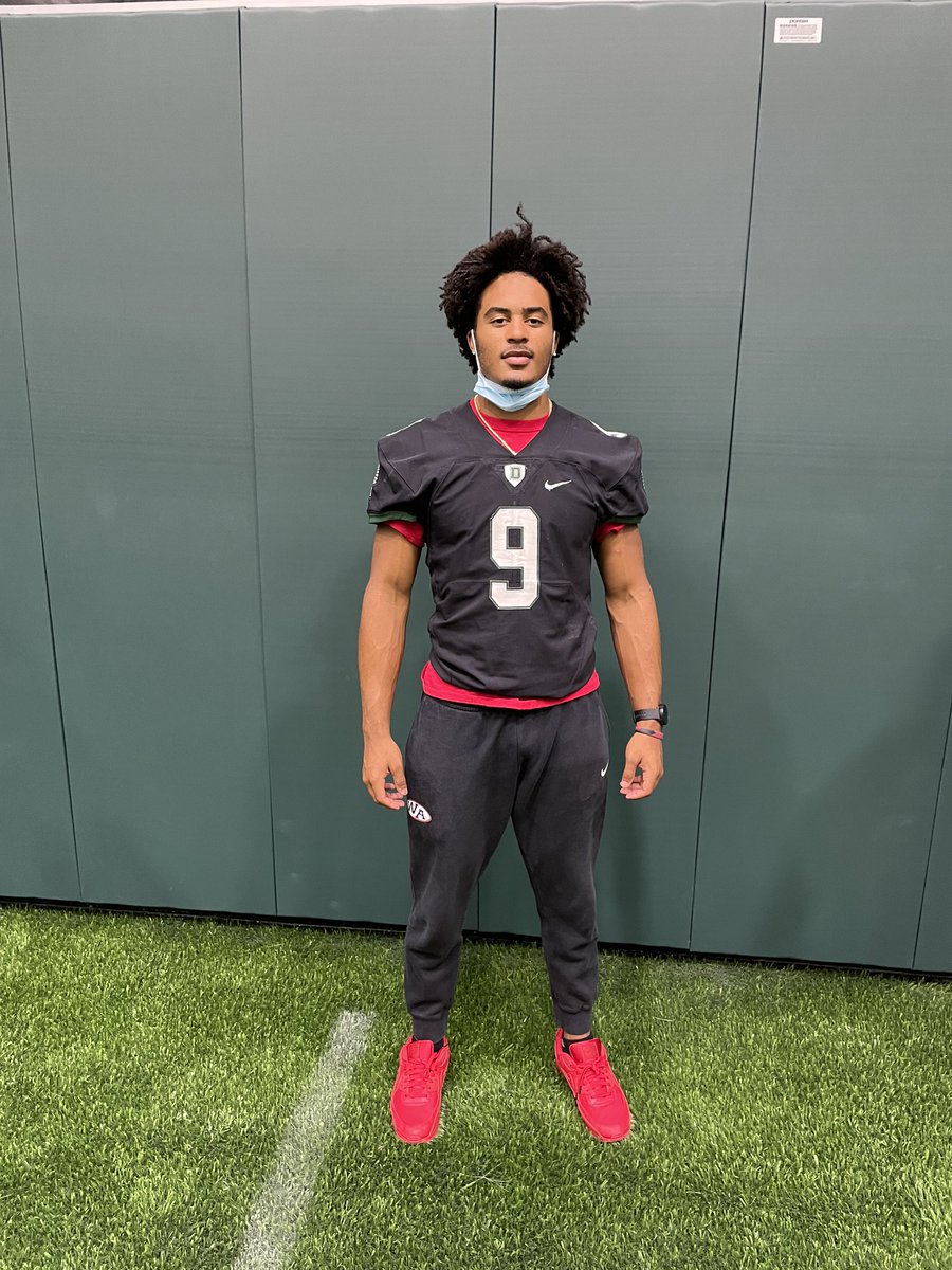 riverhanson1's tweet photo. Awesome game day visit at Dartmouth 🌲. Thanks @CoadyKeller1 @Coach_McCorkle for the invite! https://t.co/jiYNoonKjO