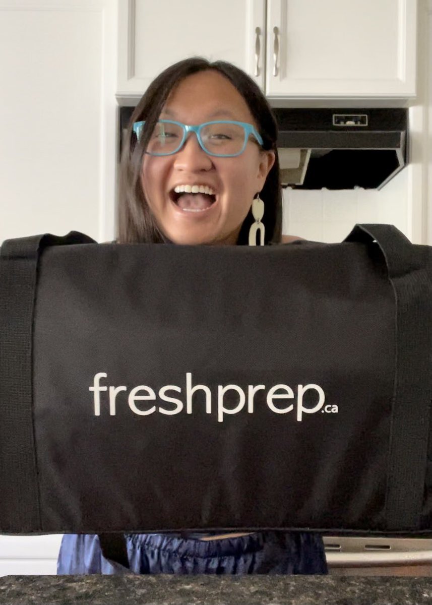 lindork's tweet photo. There’s a new meal kit delivery service in town @FreshPrepCA & I love them! They're not only delicious but some recipes are ZERO WASTE! ♻️ They also take plastics / bag with next delivery. Browse recipes ➡️ https://t.co/VUWatFj8hi (sponsored) #FreshPrepCA #FreshPrep #yegfood #yeg https://t.co/gojqyXBTQR