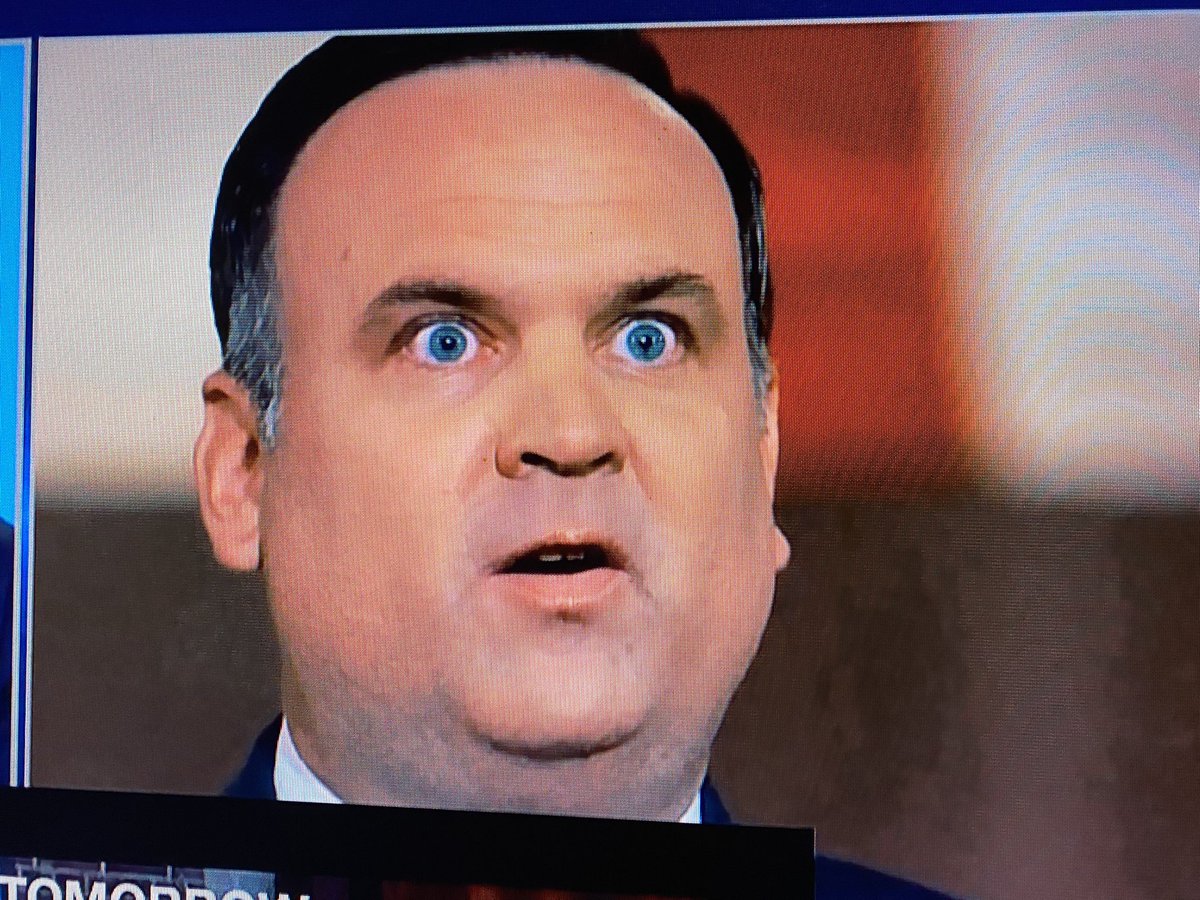 sandibachom's tweet image. You Got Served! In Mar A Lago?